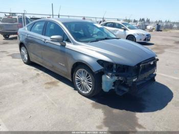  Salvage Ford Fusion