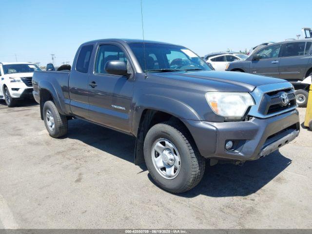  Salvage Toyota Tacoma