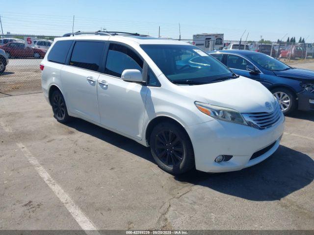  Salvage Toyota Sienna