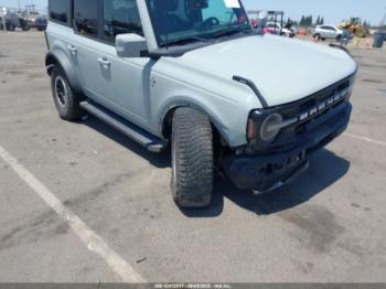  Salvage Ford Bronco