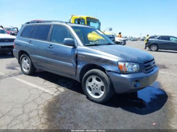  Salvage Toyota Highlander