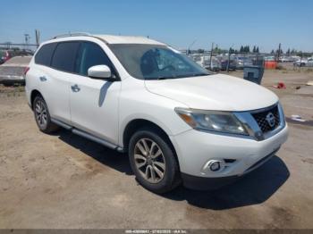  Salvage Nissan Pathfinder
