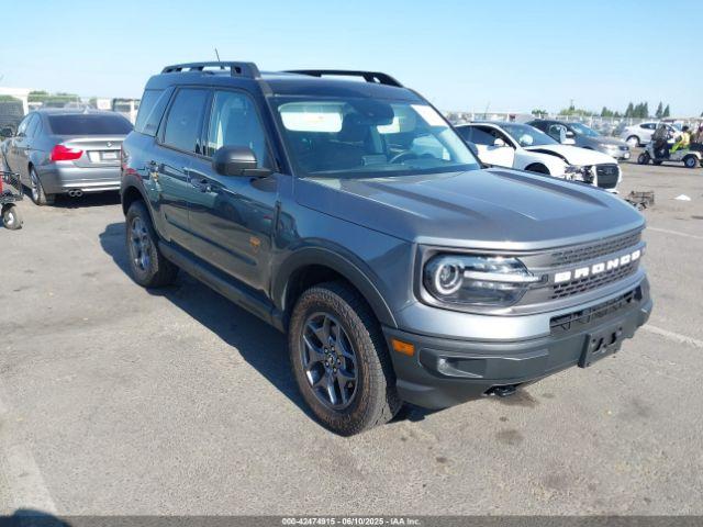  Salvage Ford Bronco