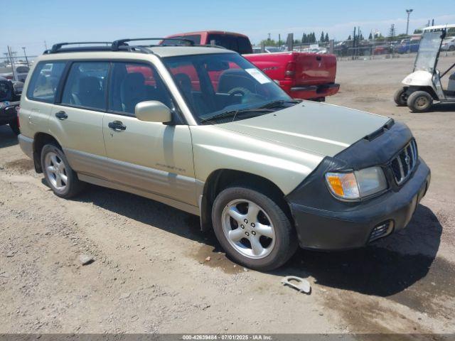  Salvage Subaru Forester