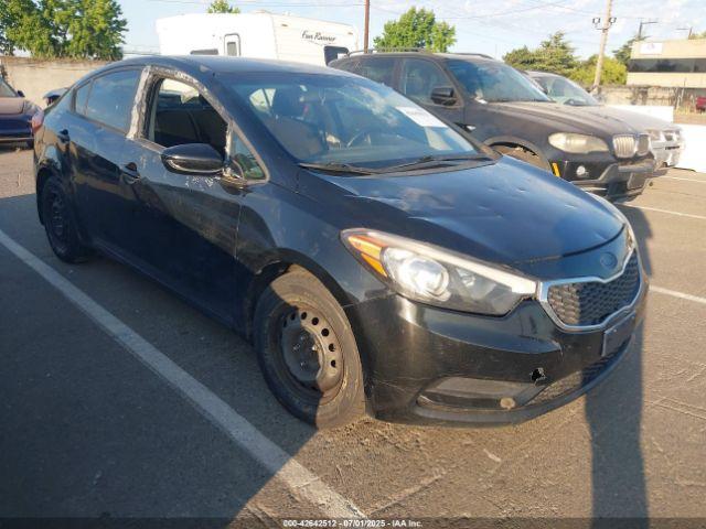  Salvage Kia Forte