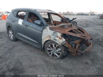  Salvage Hyundai TUCSON