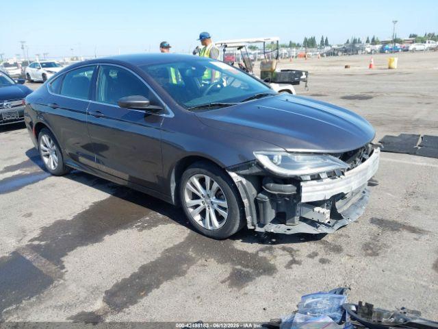  Salvage Chrysler 200
