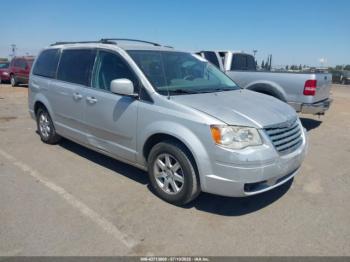 Salvage Chrysler Town & Country
