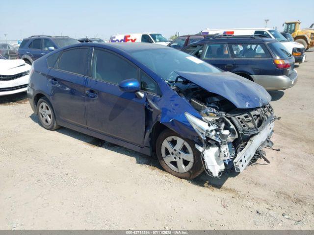  Salvage Toyota Prius