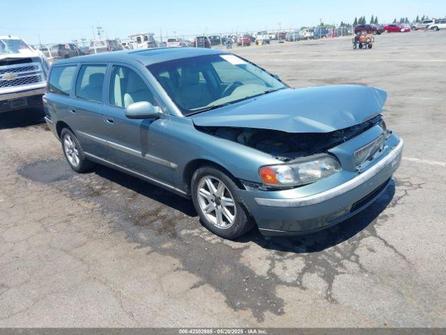  Salvage Volvo V70