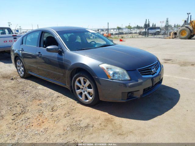  Salvage Nissan Maxima