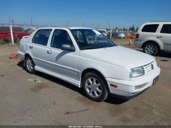  Salvage Volkswagen Jetta