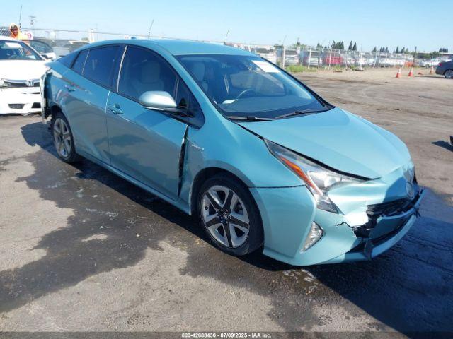  Salvage Toyota Prius