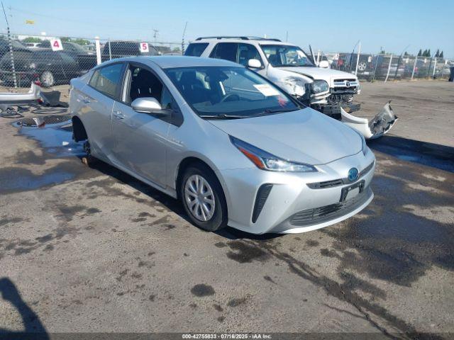 Salvage Toyota Prius