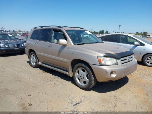  Salvage Toyota Highlander