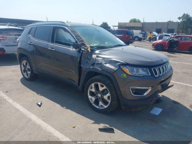  Salvage Jeep Compass