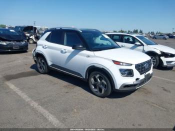  Salvage Hyundai VENUE