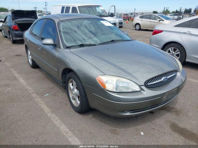  Salvage Ford Taurus