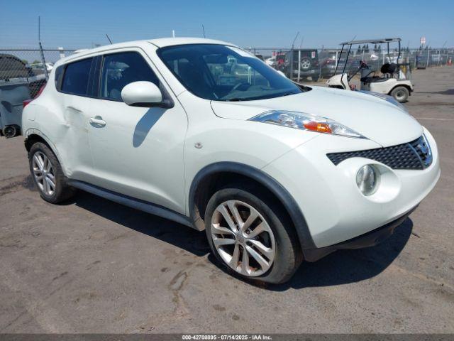  Salvage Nissan JUKE