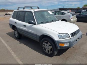  Salvage Toyota RAV4