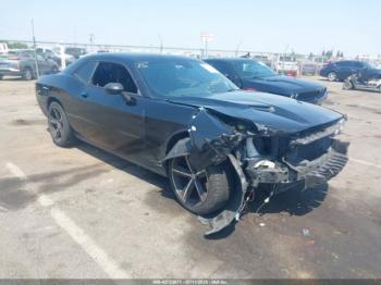  Salvage Dodge Challenger