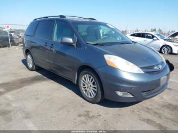  Salvage Toyota Sienna