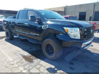  Salvage Nissan Titan