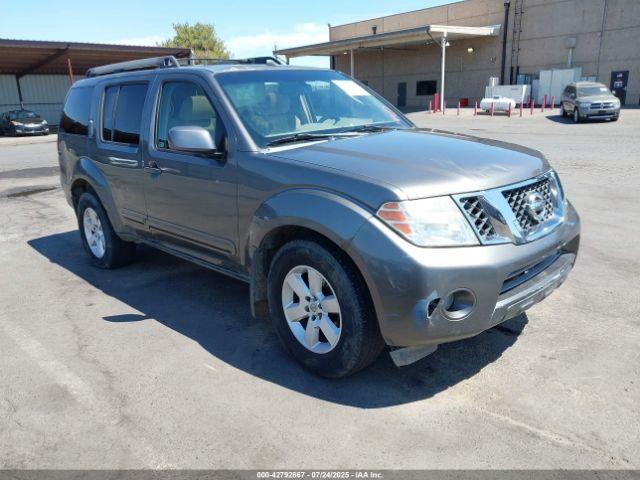  Salvage Nissan Pathfinder