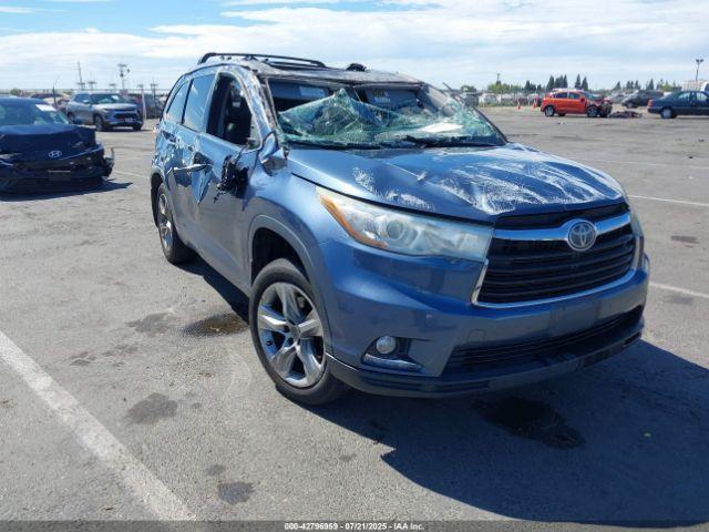  Salvage Toyota Highlander