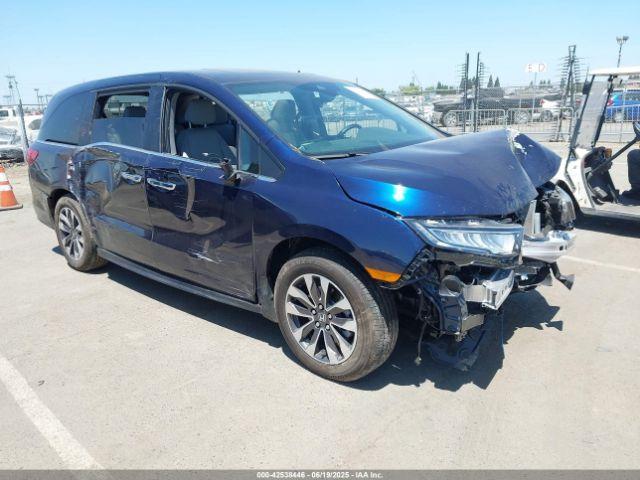  Salvage Honda Odyssey
