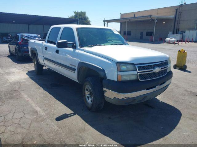  Salvage Chevrolet Silverado 2500