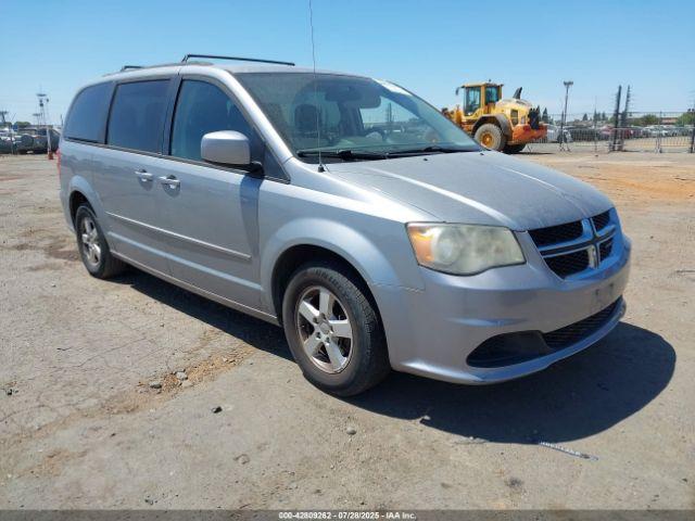  Salvage Dodge Grand Caravan