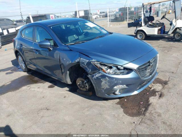  Salvage Mazda Mazda3