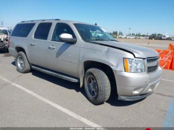  Salvage Chevrolet Suburban 1500