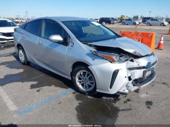  Salvage Toyota Prius