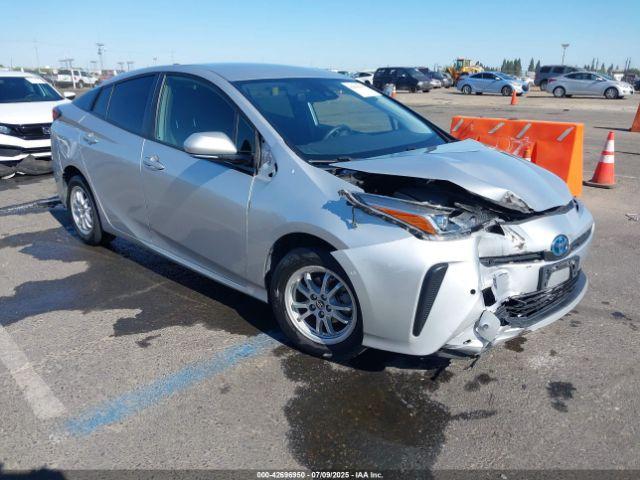  Salvage Toyota Prius