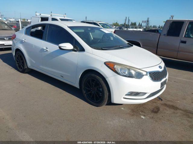  Salvage Kia Forte