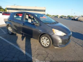  Salvage Toyota Prius c