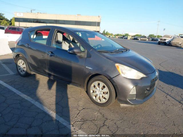  Salvage Toyota Prius c