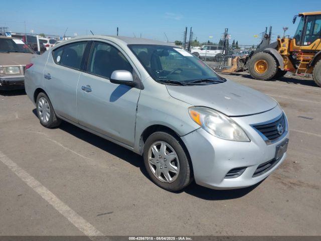  Salvage Nissan Versa