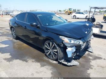  Salvage Nissan Altima