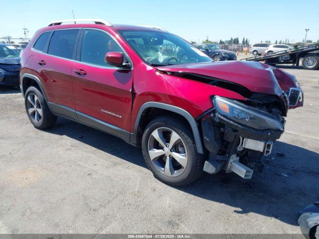  Salvage Jeep Cherokee