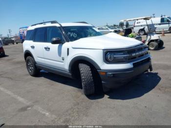  Salvage Ford Bronco