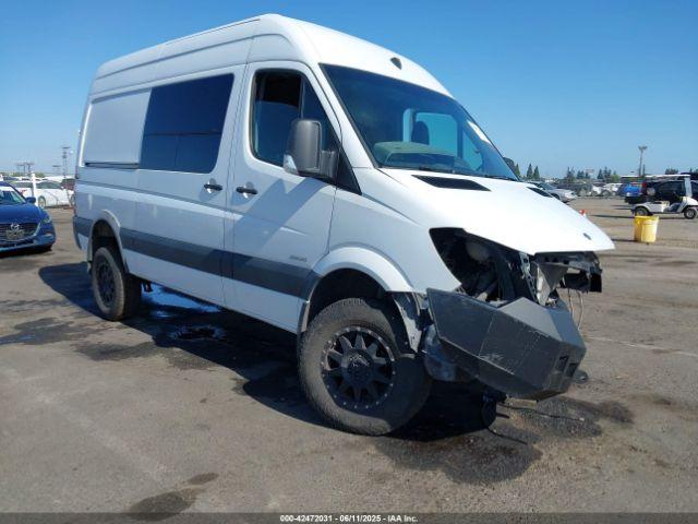  Salvage Mercedes-Benz Sprinter 2500
