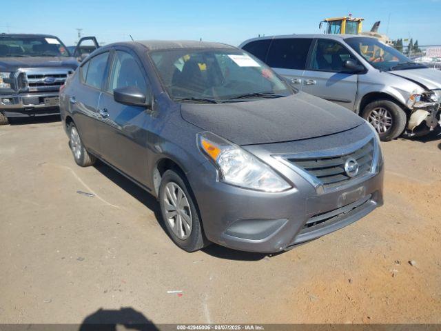  Salvage Nissan Versa