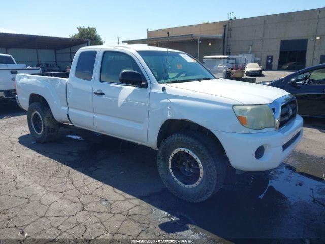  Salvage Toyota Tacoma