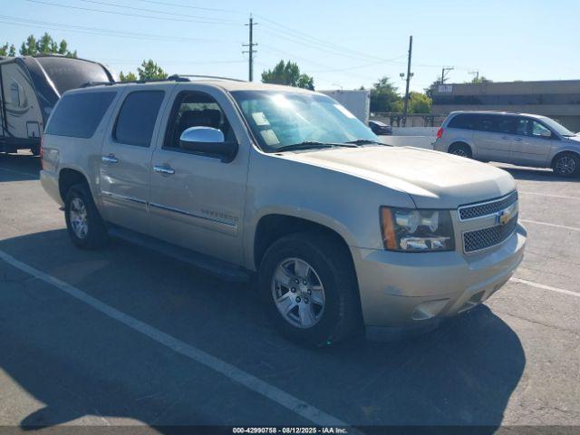  Salvage Chevrolet Suburban 1500