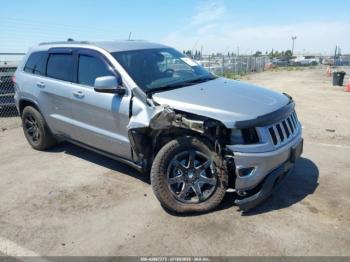  Salvage Jeep Grand Cherokee