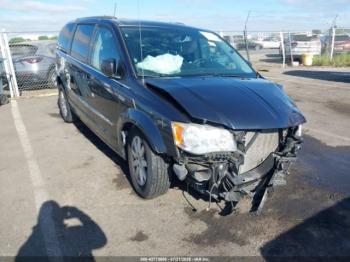  Salvage Chrysler Town & Country