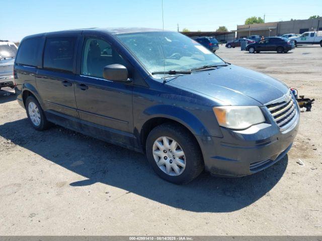  Salvage Chrysler Town & Country